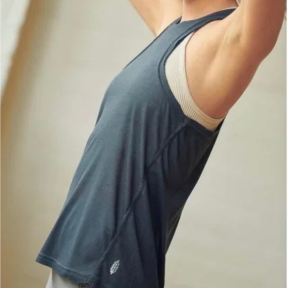 💫 FP MOVEMENT by FREE PEOPLE Very Varsity Tank in Gravelstone Small NWT - Picture 10 of 14